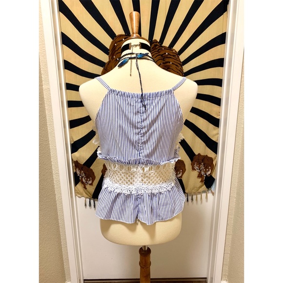 🌈 Amazing modern lace top - Picture 4 of 8